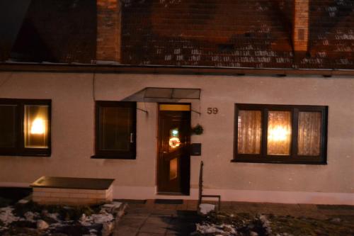 Vánoční osvětlení domů